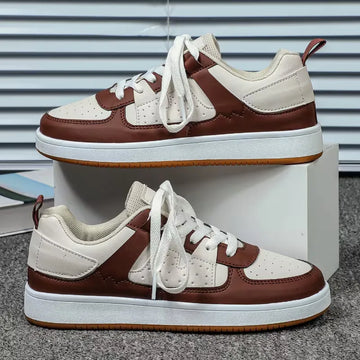 Lage sneakers met twee-tone design