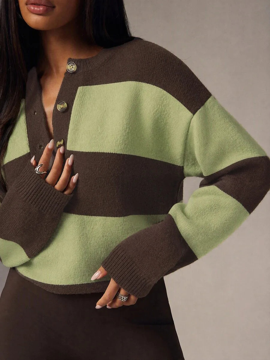 Oversized sweater met knopen