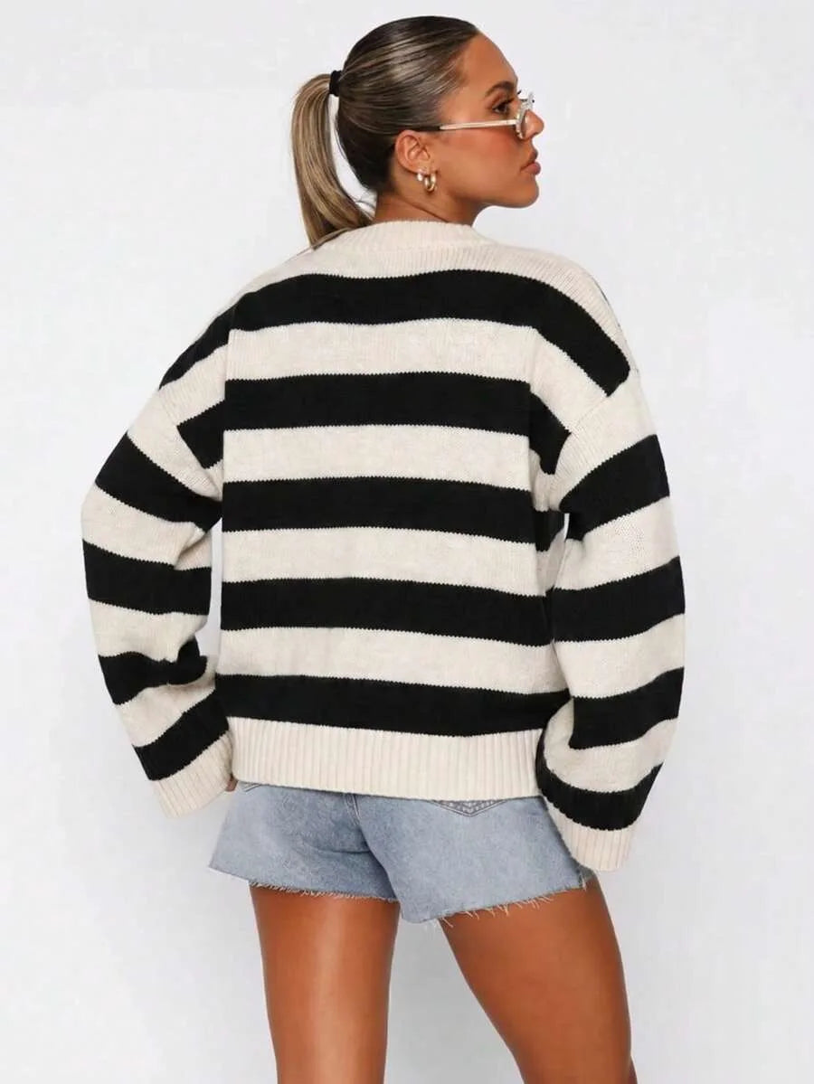 Oversized sweater met mock neckline