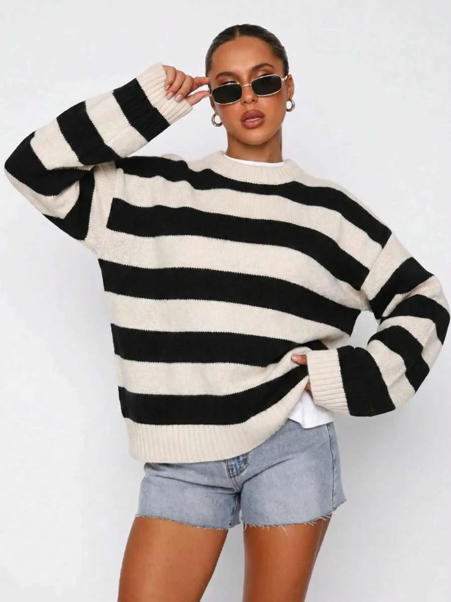 Oversized sweater met mock neckline