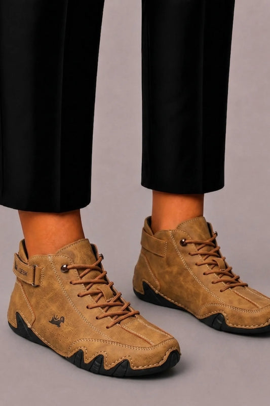 Lage sneakers met high-top design