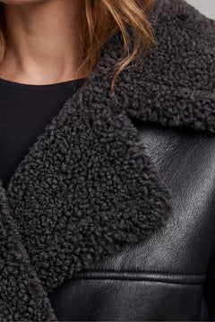 Oversized leren jas met riem