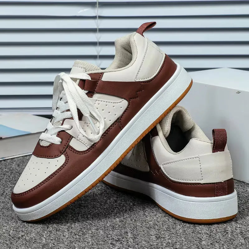 Lage sneakers met twee-tone design