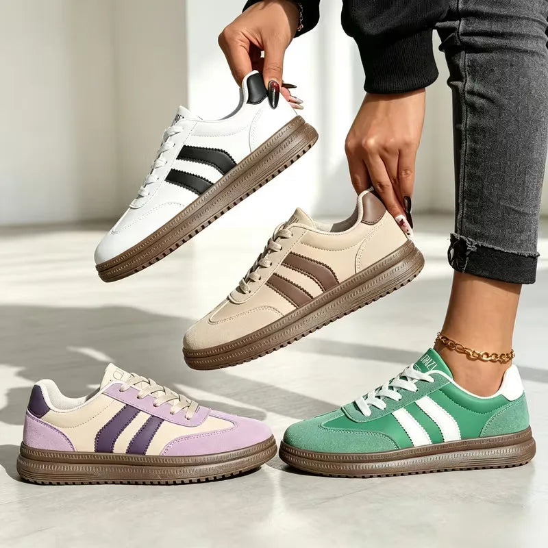 Lage sneakers met lace-up closure