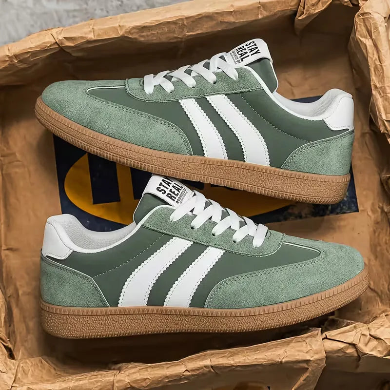 Lage sneakers met lace-up design