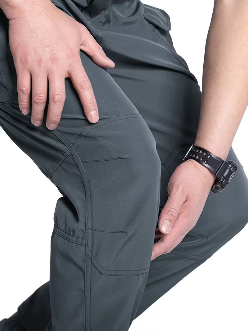 Cargo broek met rekbaar materiaal en meerdere zakken