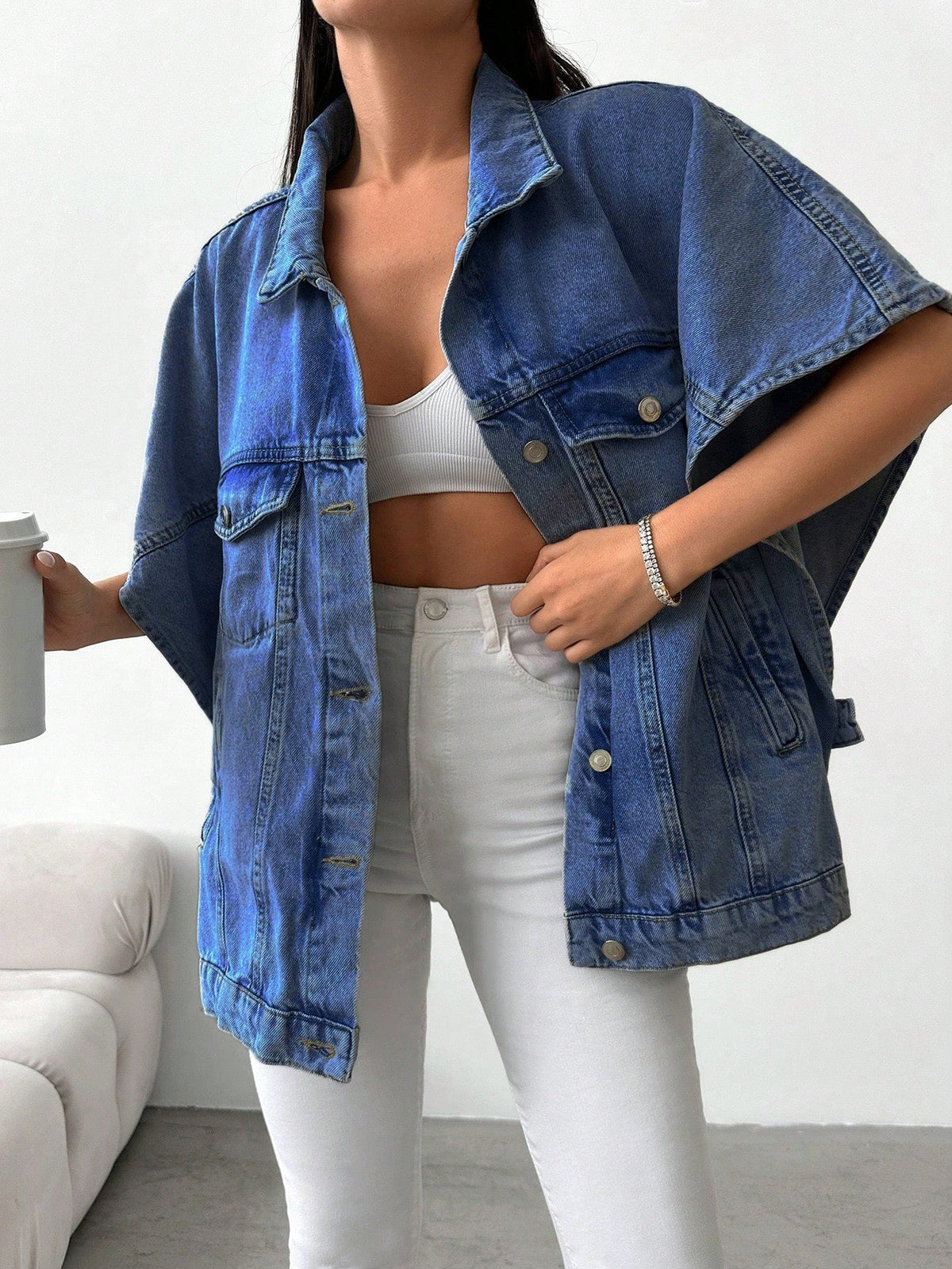 Denimjas met losse pasvorm en halve mouwen