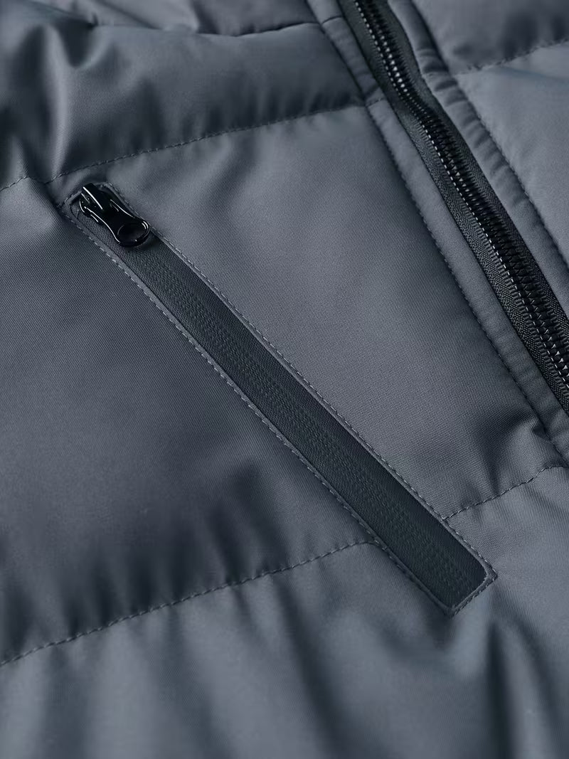 Gewatteerde jas met capuchon en fleece voering