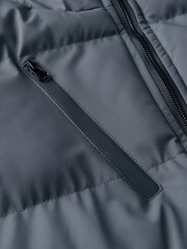 Gewatteerde jas met capuchon en fleece voering