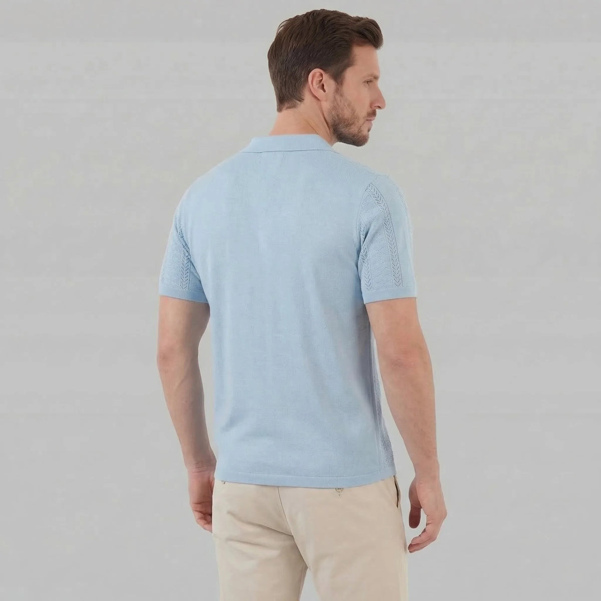 Unisex shirt met V-hals