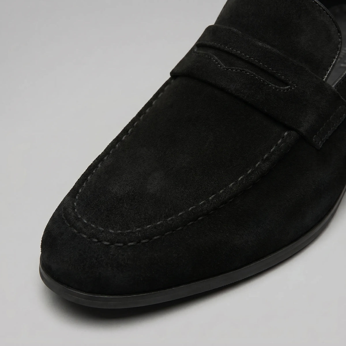 Bruine penny loafers met suède look