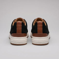 Slip-on sneakers met suède