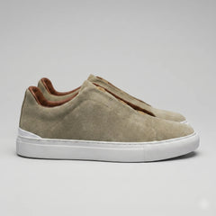 Slip-on sneakers met suède