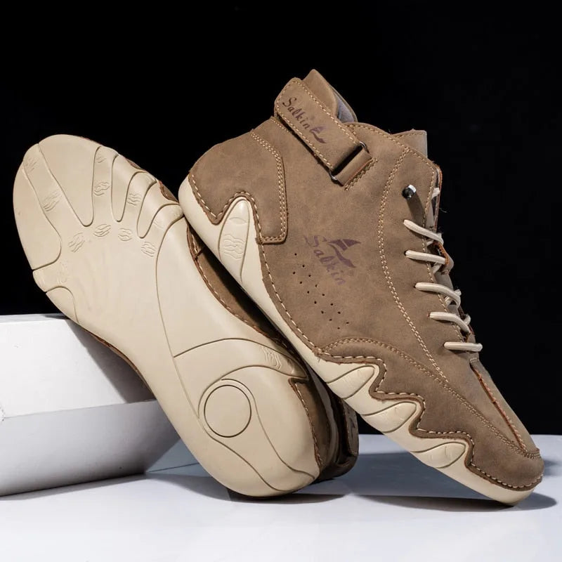 Hoge sneakers met klittenbandsluiting