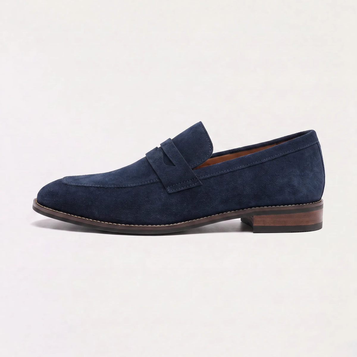 Nubuck leren loafers met saddle strap