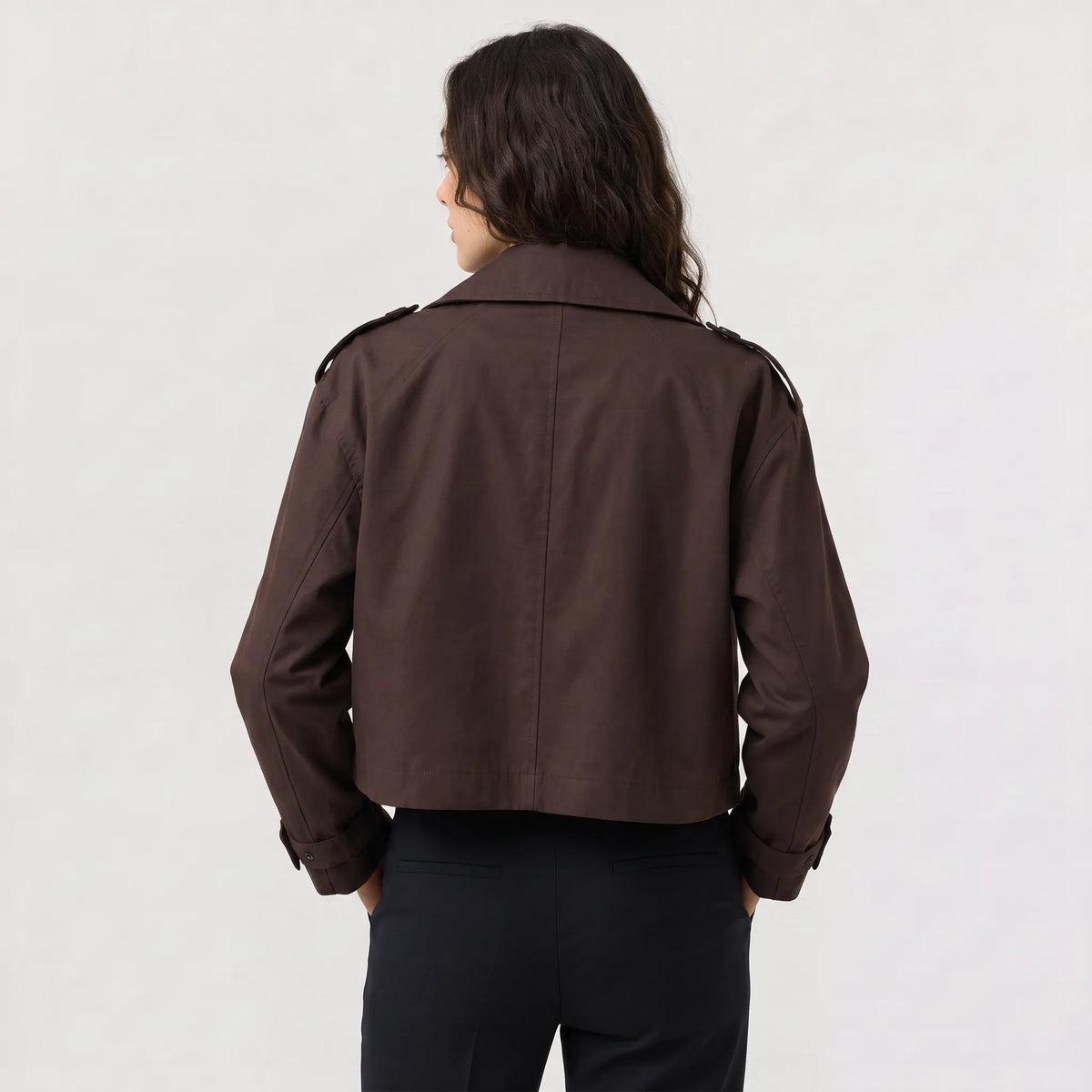 Cropped trench coat met brede revers