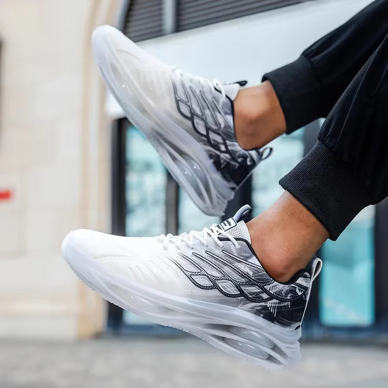 Lichte sneakers met vetersluiting voor outdoor activiteiten
