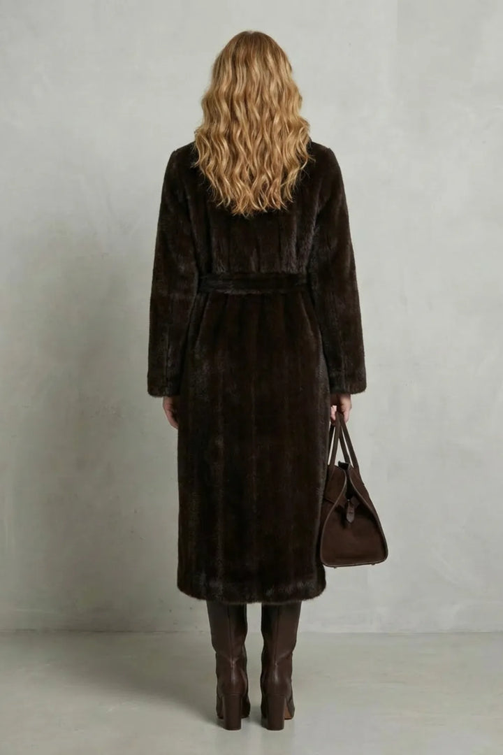 Oversized faux fur jas