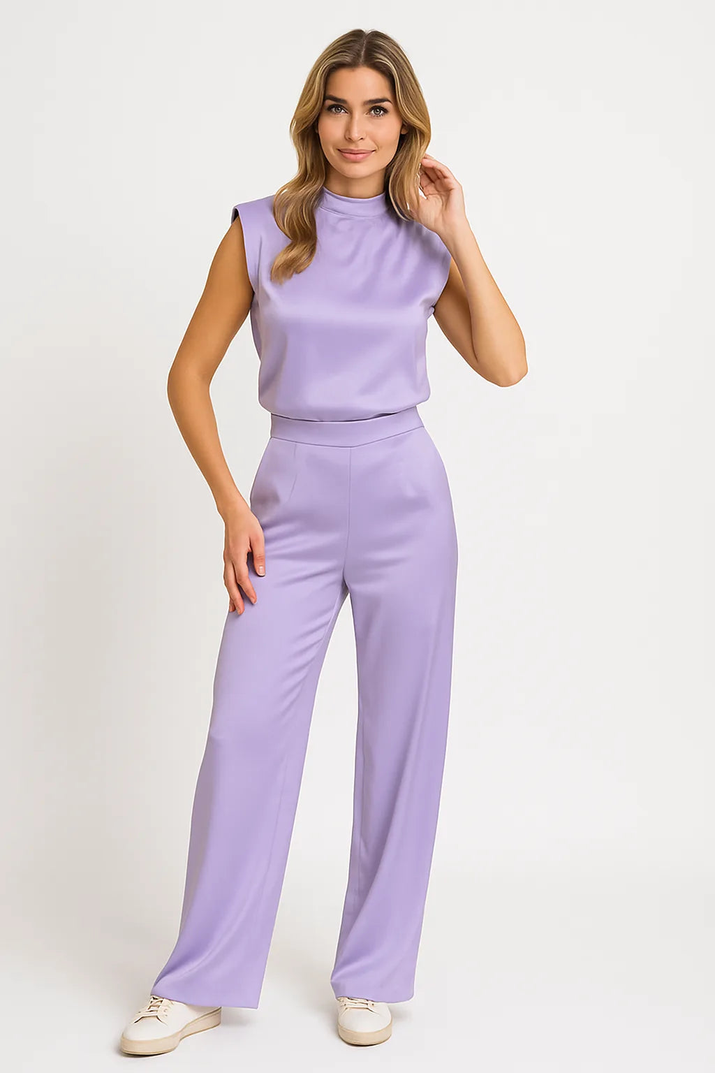 Mouwloze jumpsuit met luxe satijnlook en wijde pijpen