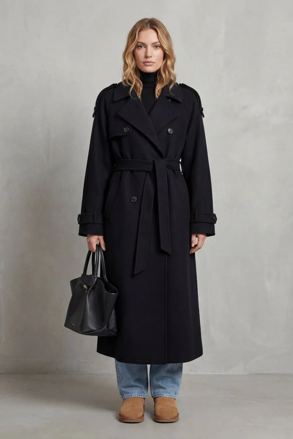 Oversized wollen trenchcoat
