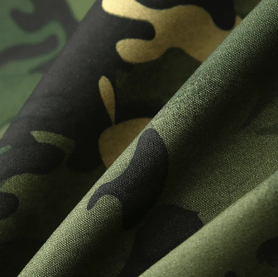 Hooded parka met camouflage patroon