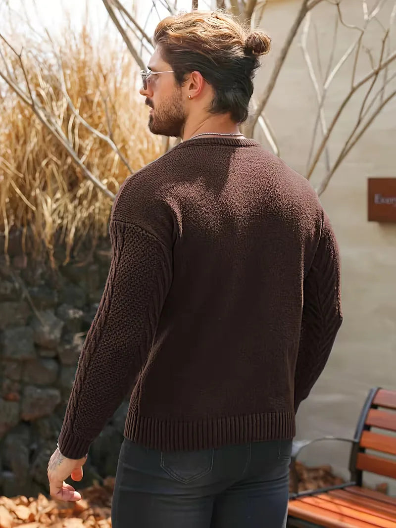 Slim fit crew neck trui met kabelpatroon