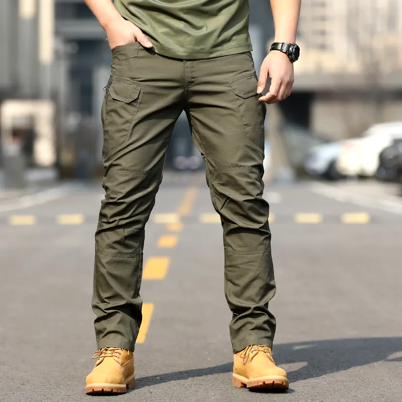 Slim fit werkbroek met meerdere zakken