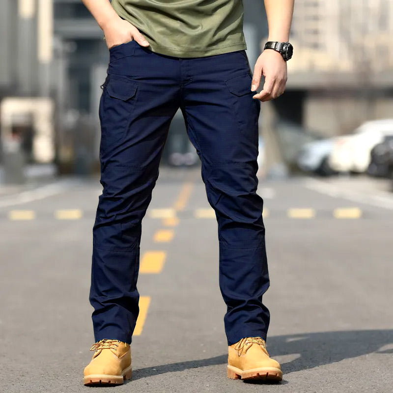 Slim fit werkbroek met meerdere zakken
