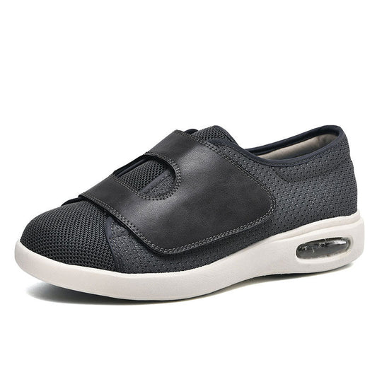 Sneakers met extra brede pasvorm en klittenbandsluiting