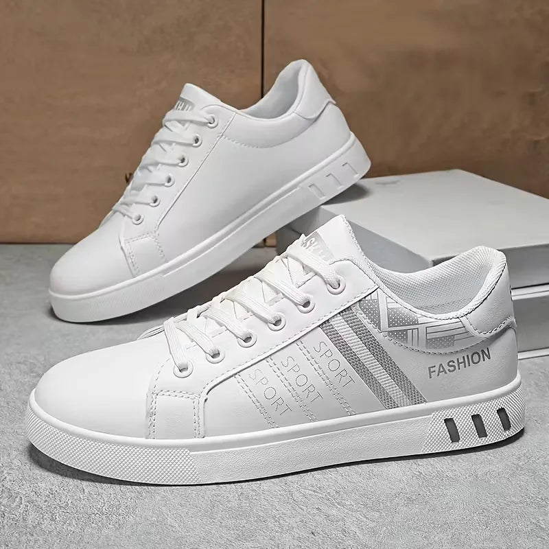 Sneakers met moderne uitstraling en vetersluiting