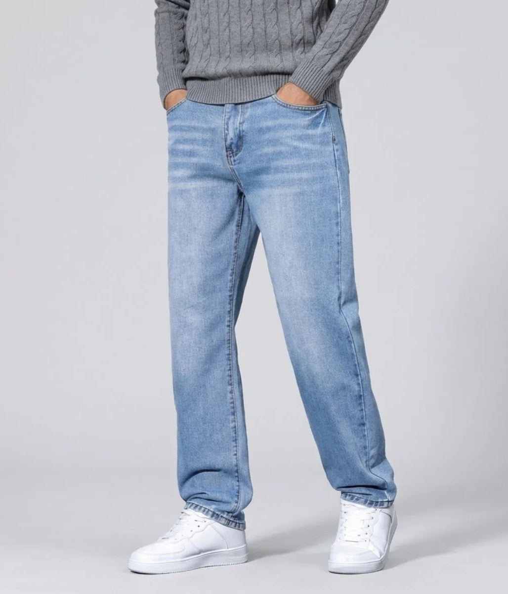 Straight Leg Jeans met Regular Fit