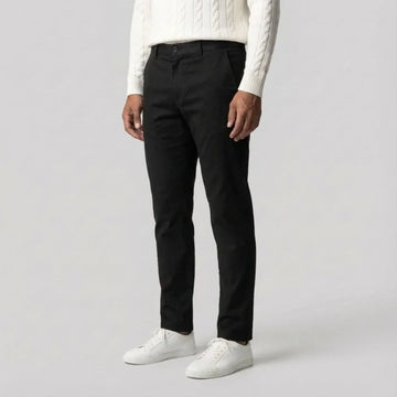 Zwarte chino met regular fit en rechte pijpen