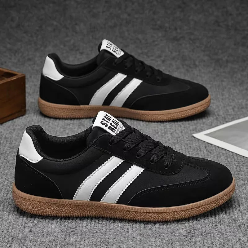 Lage sneakers met lace-up design