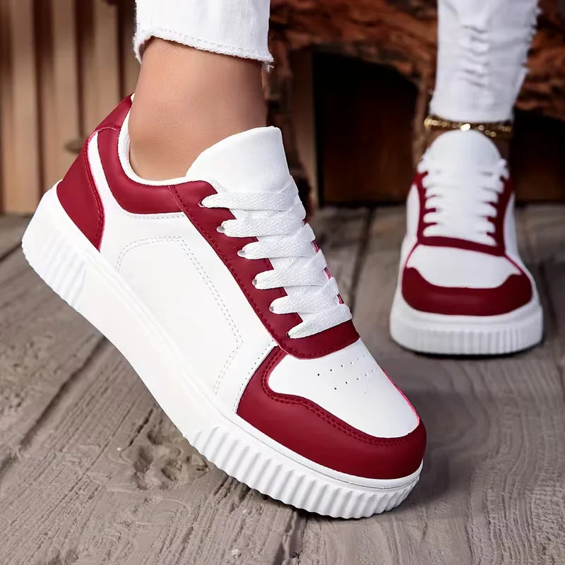 Lage sneakers met dikke zool