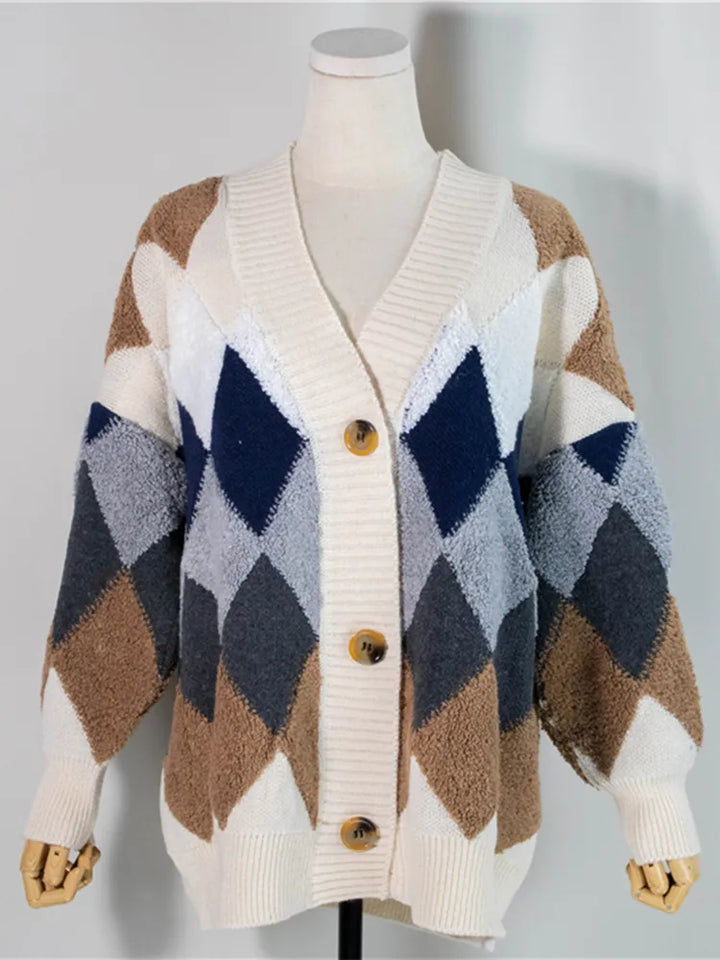 Aleda | Geruit knoopvest in de kleur Khaki voor dames in stijl ideaal voor de winter