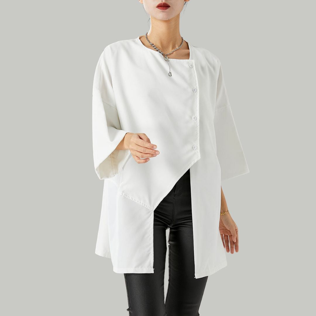 Annabel | Asymmetrische blouse in de kleur Wit voor dames in Formal stijl ideaal voor de herfst.