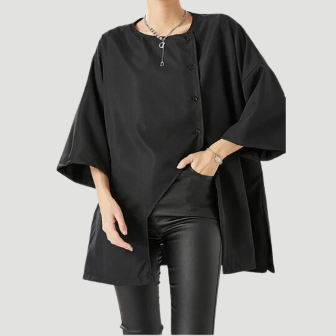 Annabel | Asymmetrische blouse in de kleur Zwart voor dames in Formal stijl ideaal voor de herfst.