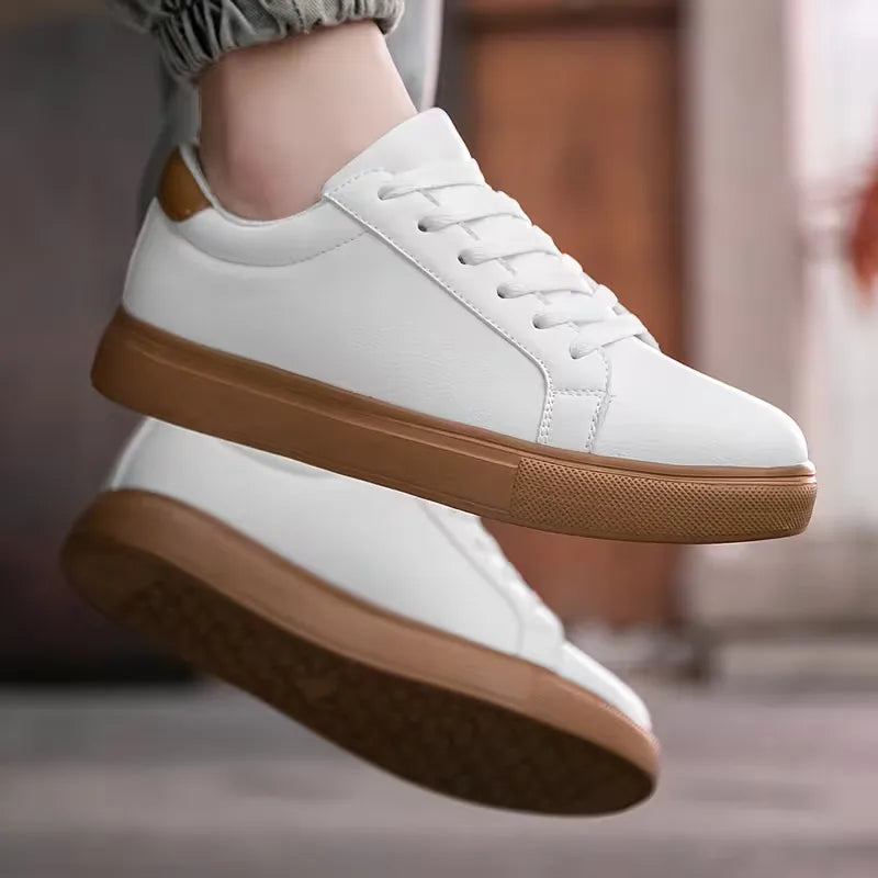 Lage sneakers met minimalistisch design