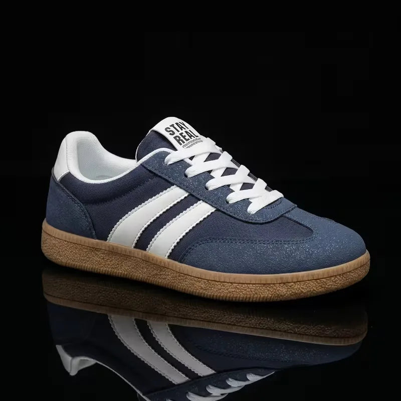 Lage sneakers met lace-up design