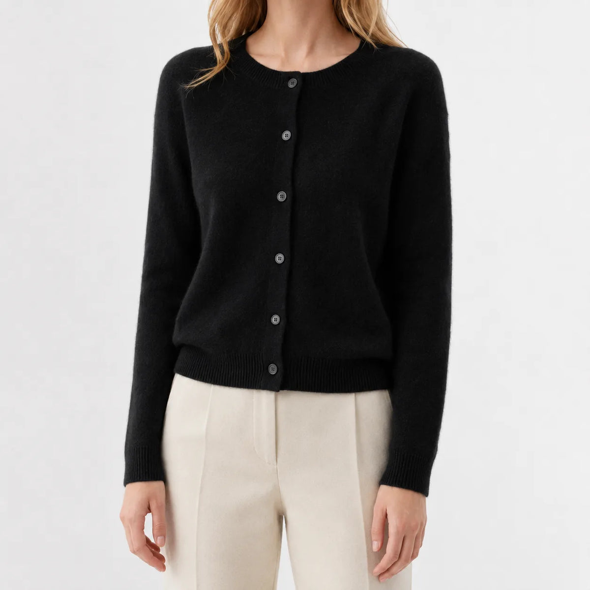 Cardigan met knopen en ribgebreide details