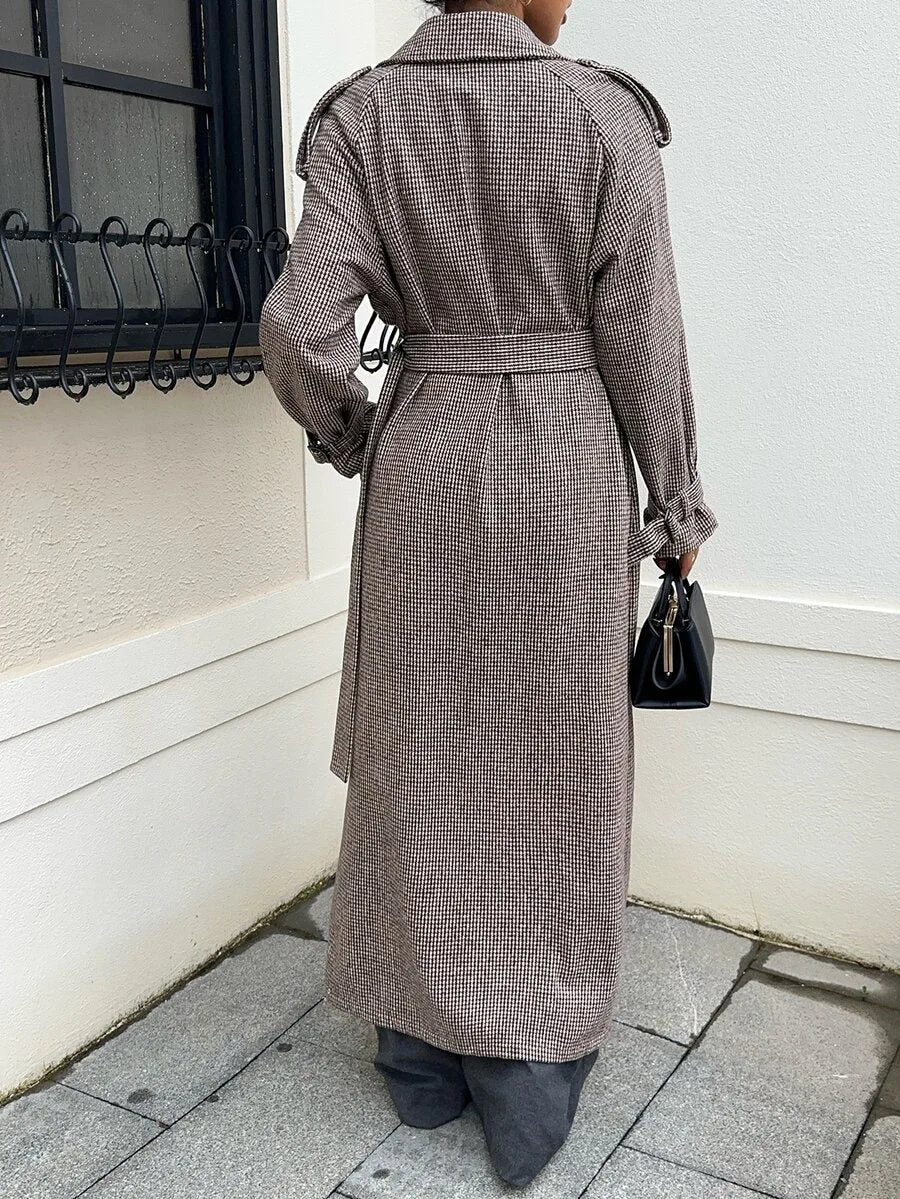 Oversized trench coat met ceintuur