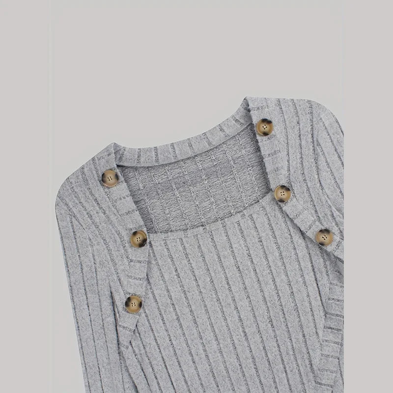 Claudia | Asymmetrische geribbelde cardigan in de kleur Grijs voor dames in stijl ideaal voor de herfst.