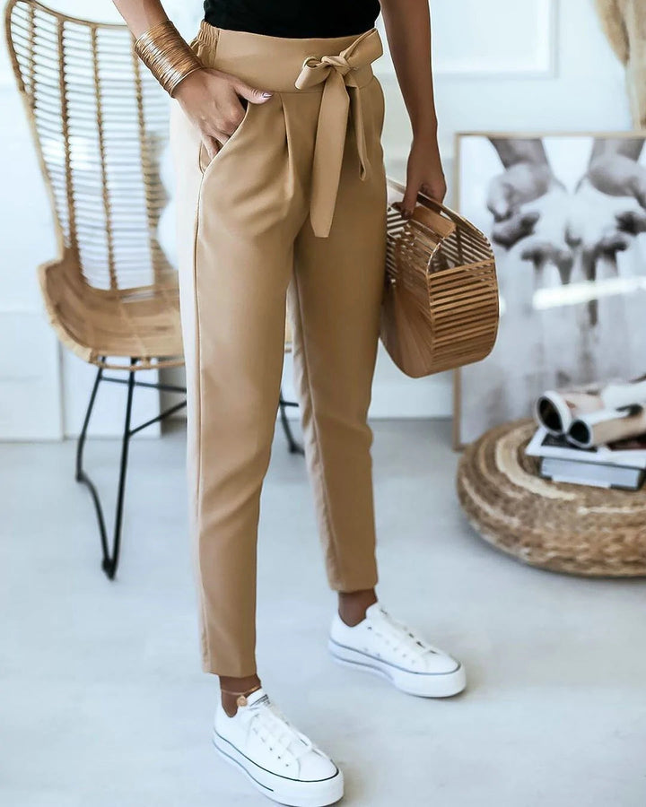 Claudia | Hoge taille broek met elegance in de kleur Roze voor dames in stijl ideaal voor de lente.