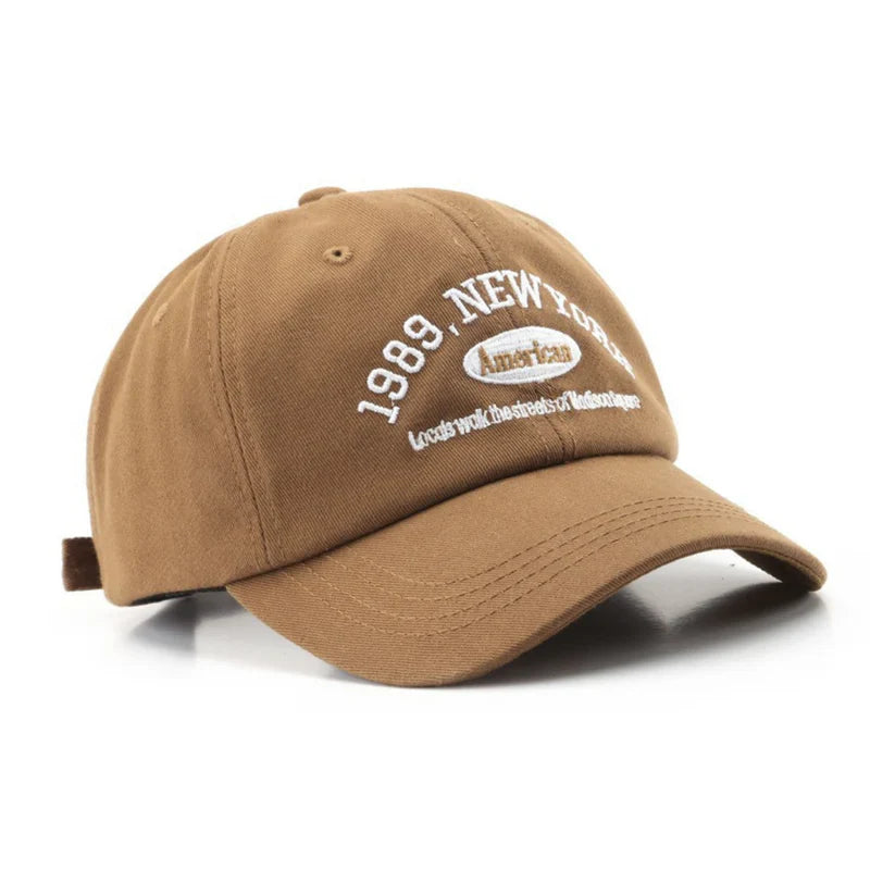 Collin | Stijlvolle New York pet in de kleur Bruin voor heren in stijl geschikt voor alle seizoenen.