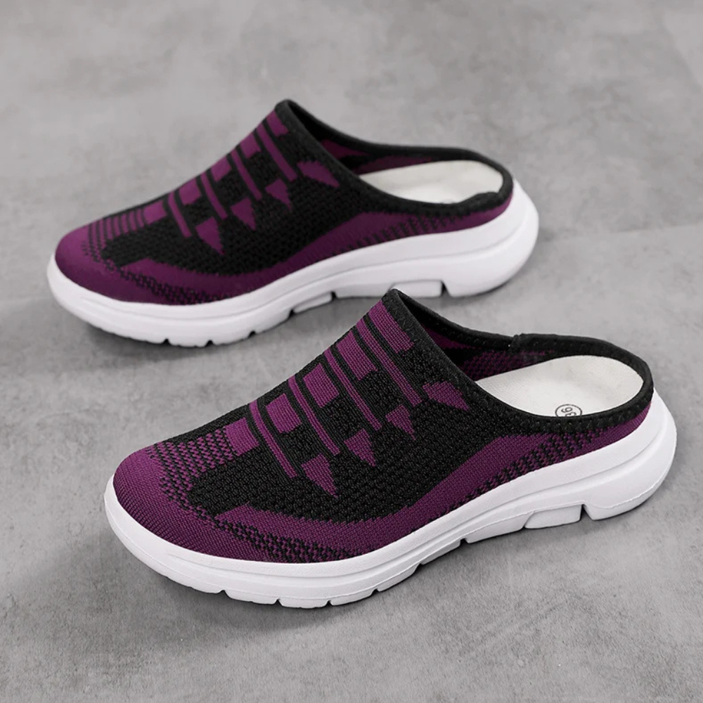 Comfortabele mesh instap schoenen in de kleur Zwart/Wit voor dames in Beach stijl geschikt voor alle seizoenen.