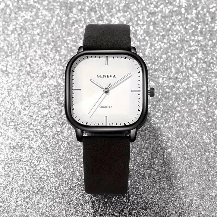 Analoge horloge met vierkante wijzerplaat
