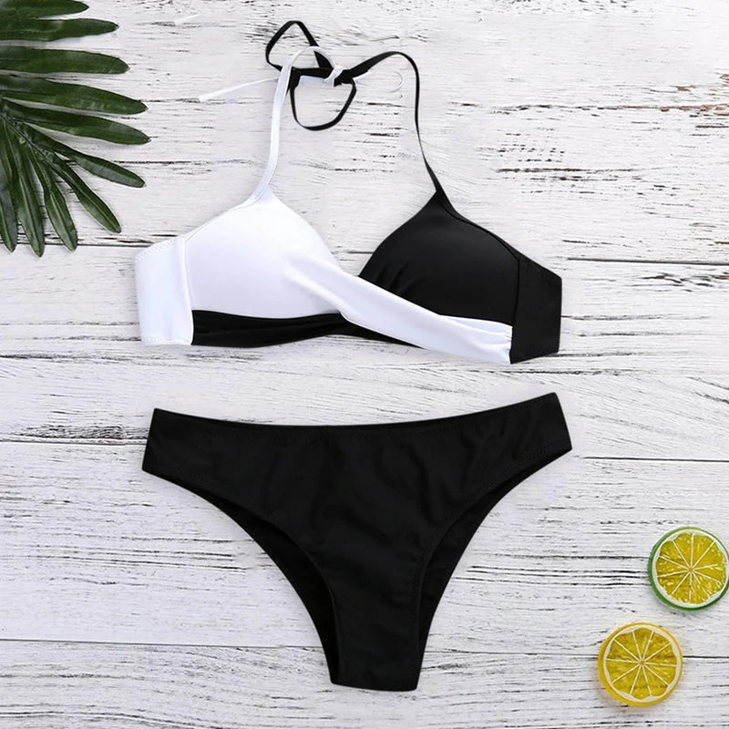 Dante | Sexy & flatterende bikini in de kleur Zwart voor dames in Beach stijl ideaal voor de zomer.
