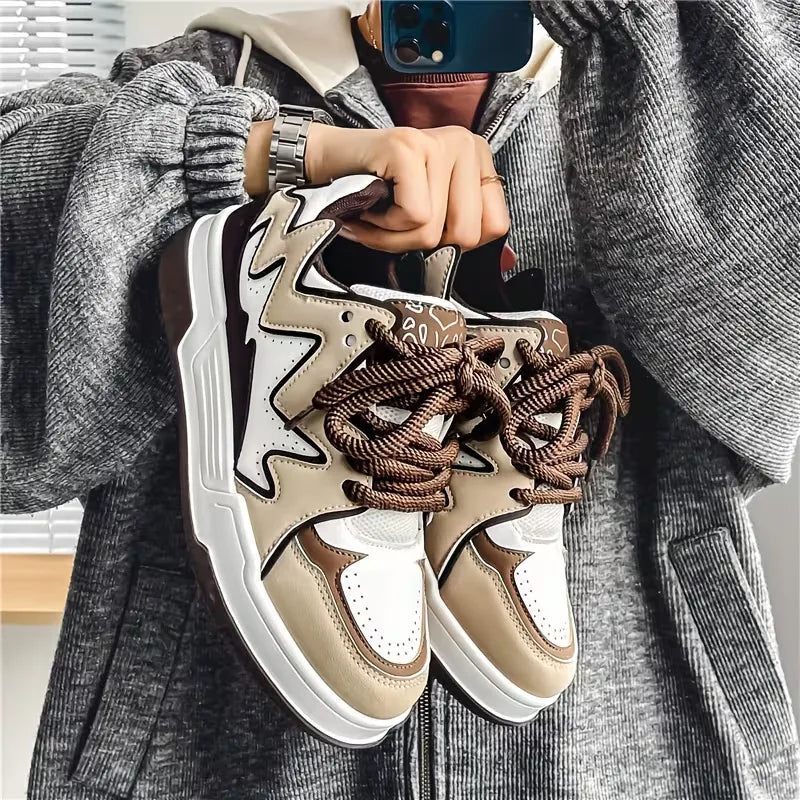 Lage sneakers met zigzag patroon