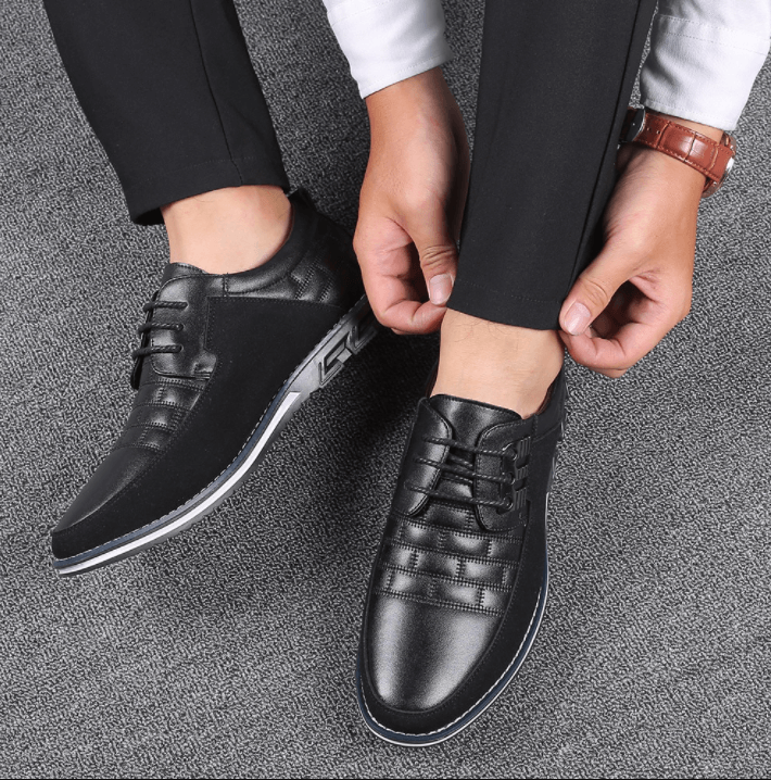 Hybride kunstleren schoenen - een perfecte mix van klassieke en elegante ontwerpen. Deze stijlvolle en veelzijdige schoenen bieden langdurig comfort, superieure demping en innovatieve ondersteuning. Geschikt voor diverse gelegenheden en ideaal voor een modieuze uitstraling.