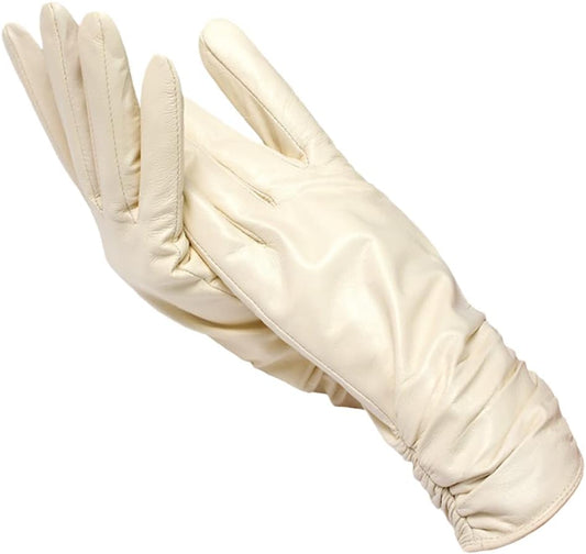 Elise | Klassieke & stijlvolle leren handschoenen in de kleur Beige voor dames in Heritage stijl ideaal voor de winter